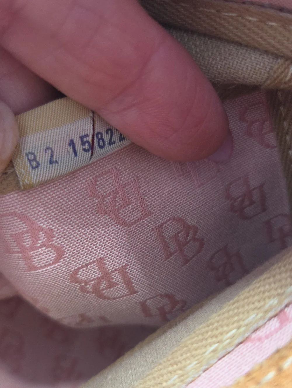 Dooney Bourke DB Monogram Drawstring Tote Canvas Leather Tassel Pink